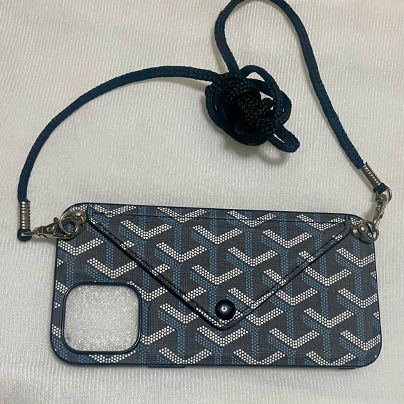 Source Unknown Accessories - ❌ FREE IN YOUR BUNDLE ❌Stylish Blue and White Phone Case with Strap